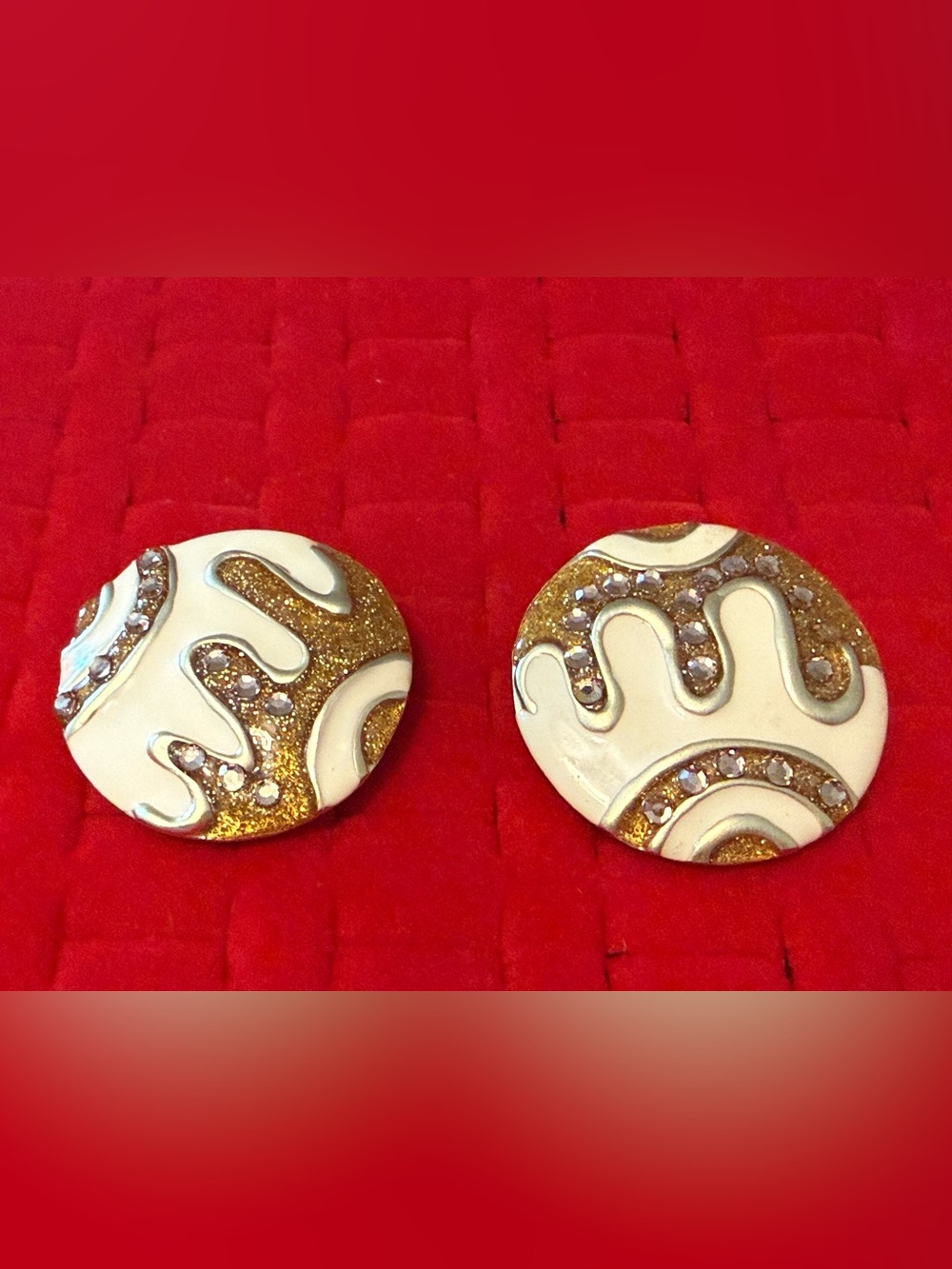 Vintage XL Goldtone and Cream Swirl Statement Earrings